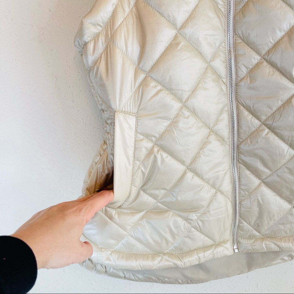 Marc New York Andrew Marc Quilted Puffer Women’s Vest Size Large NWT - Picture 3 of 7